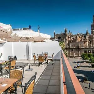 https://suites-murillo.es-andalucia.com
